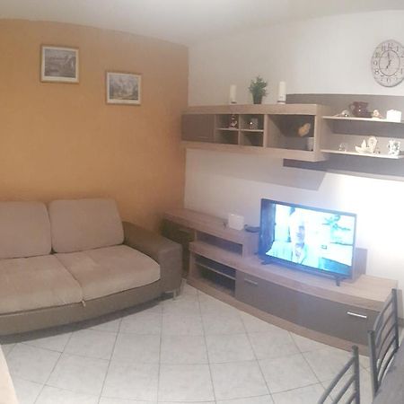 Apartman 4 Kilometar To City Centar Split Exterior foto